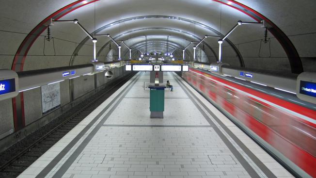 Tylko Warszawę stać na utrzymanie metra. Kraków taka...