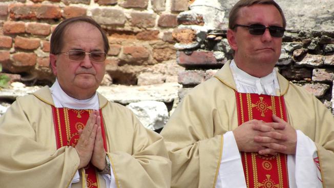 Polacy biją rekordy w dobroczynności! Owsiak czy Rydzyk...