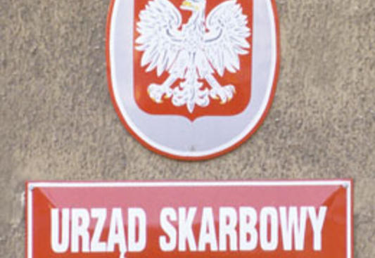 Fiskus wydaje interpretacje podatkowe, których potem sam...