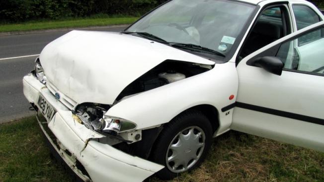 Odliczenie VAT od zakupu samochodu firmowego w Polsce i...