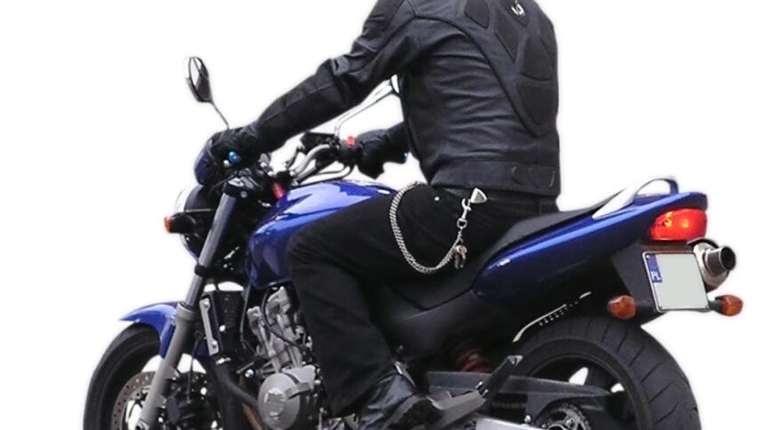 Firmowy może być motocykl, ale nie kask